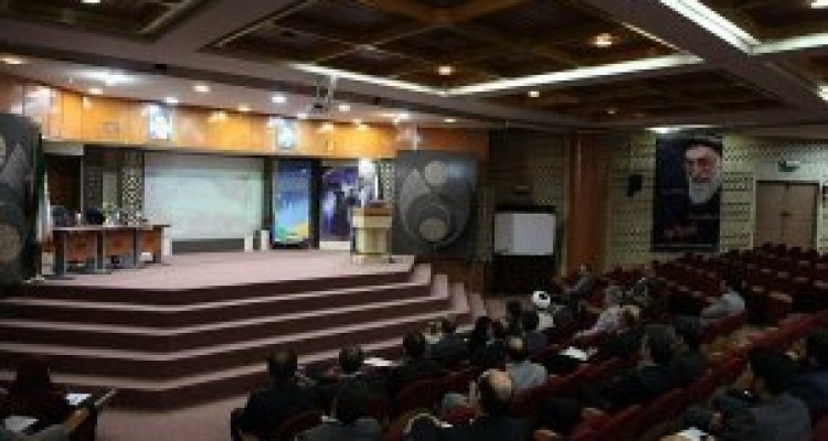	جمله«ما می توانیم» بزرگترین سیلی امام خمینی (ره) به استکبار بود 