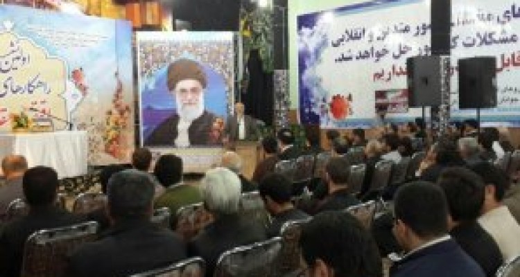 	مشکل امروز مدیریت اجرایی کشور کمبود عُرضه است نه عَرضه/ چاره مشکلات مدیریتی است که تماما دل در گرو مردم و انقلاب دارد 