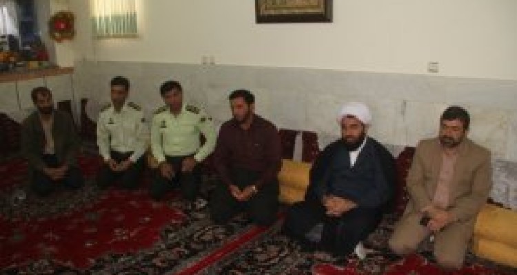 	ایثار و فداکاری شهداء امنیت کشور را رقم زد / مردم قدردان خانواده های معظم شهداء هستند 