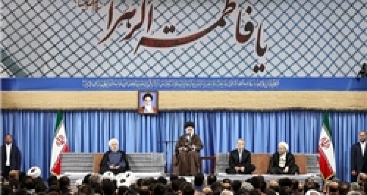 کاندیداها به مردم قول دهند که برای بازکردن گره‌ها نگاهشان به بیرون از مرزها نباشد