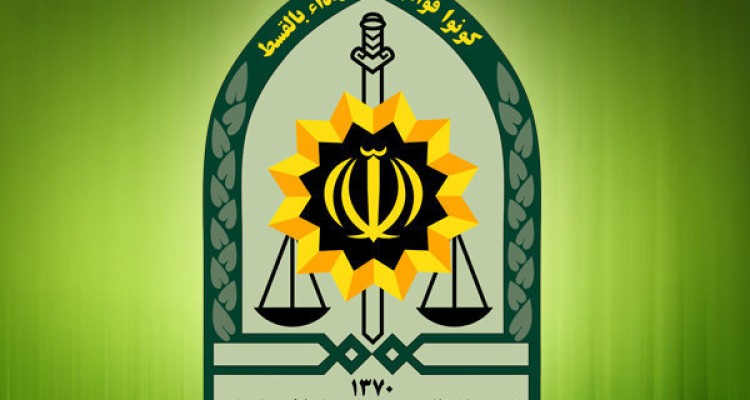 کشف ۲ میلیارد ریال البسه قاچاق در شهرستان صحنه