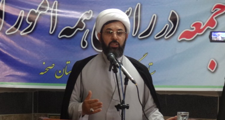 رفتار غربی ها پیش و پس برجام ندارد/سیاست مدار ایرانی باید از عزت ایرانی دفاع کند