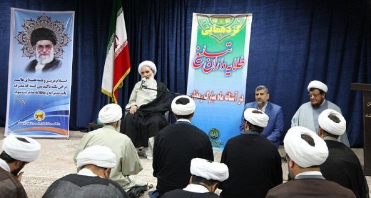 	وحدت مهمترین عامل امنیت در کشور است/ اقتدار ایران نتیجه وحدت اسلامی 