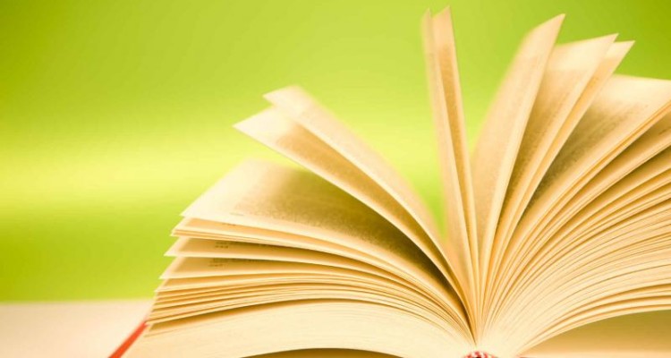 	كتابخانه های شهرستان صحنه با بيش از 50 هزار عنوان كتاب در خدمت عموم مردم است 