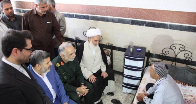 دیدار امام جمعه کرمانشاه و فرمانده سپاه حضرت نبی اکرم (ص) از مراکز خیریه + تصاویر 