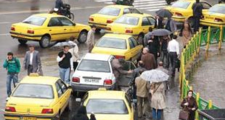 نارضایتی تاکسی‌داران کرمانشاهی از اقساط کمرشکن طرح تعویض خودرو 