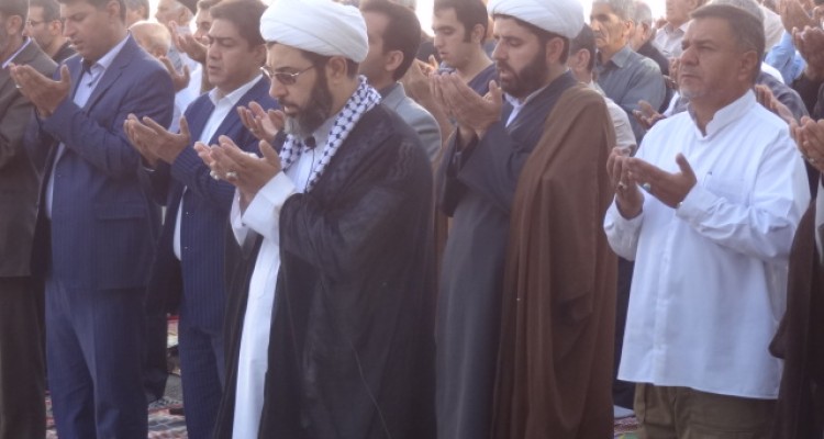 نماز عید سعید فطر در صحنه اقامه شد