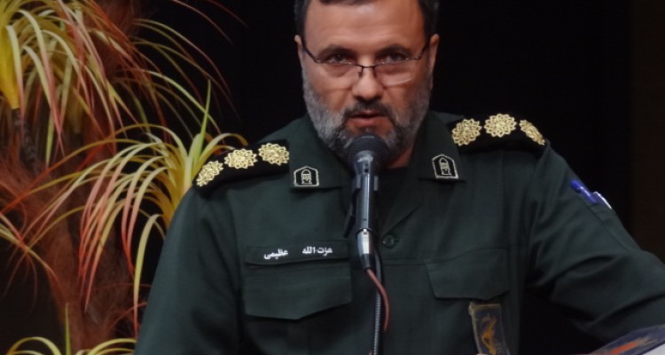  نقش زنان در دوران دفاع مقدس کمتر از مردان نبوده است