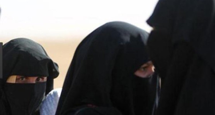 فروش زنان موصلی در بازار برده فروشی داعش