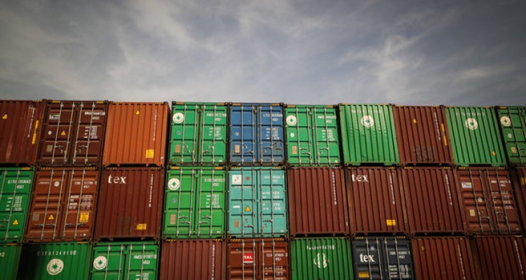 انتشار آمار تجارت خارجی بعداز وقفه ۴ماهه/ صادرات ۹.۵درصدکاهش یافت