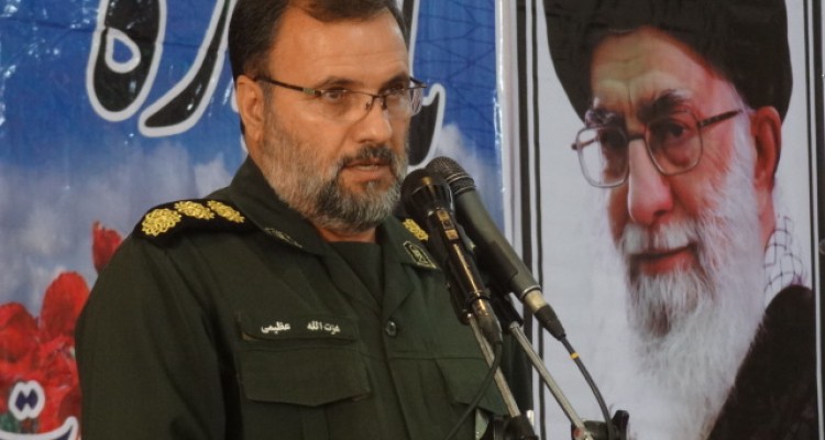 زنان جامعه با حفظ حجاب خود دشمنان را مایوس کنند / دشمن از طریق فضای مجازی هجمه های زیادی به جوانان ما وارد می کند