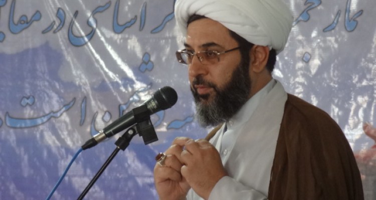 فعالیت هنری نباید زمینه را برای ضد انقلاب آماده کند 