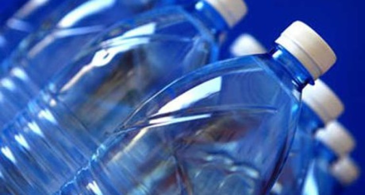  بطری‌های آب معدنی را از معرض آفتاب دور کنید