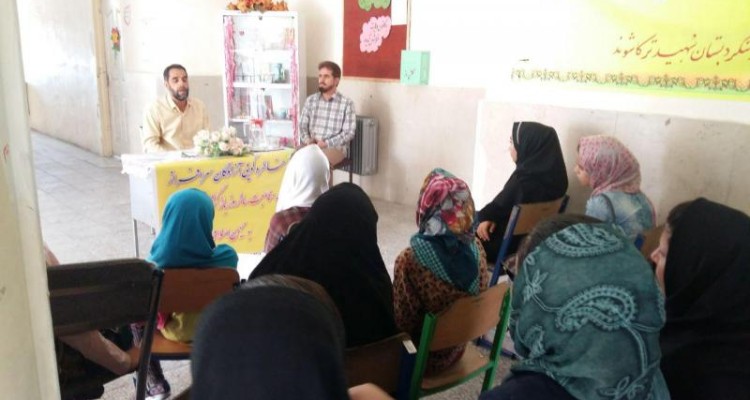 برنامه ی خاطره گویی آزادگان سرافراز به مناسبت بازگشت اسراء به کشور در صحنه انجام شد + تصویر