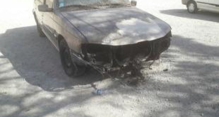 آتش سوزی در یکی از پارکینگ‌های کرمانشاه/۳دستگاه خودرو در آتش سوخت
