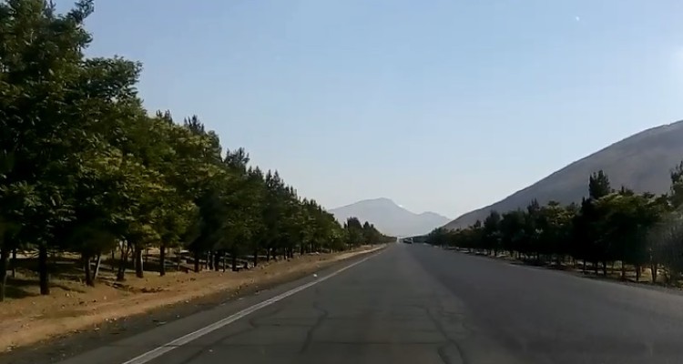 بیش از 13 کیلومتر از جاده شهرستان صحنه روکش آسفالت شده است