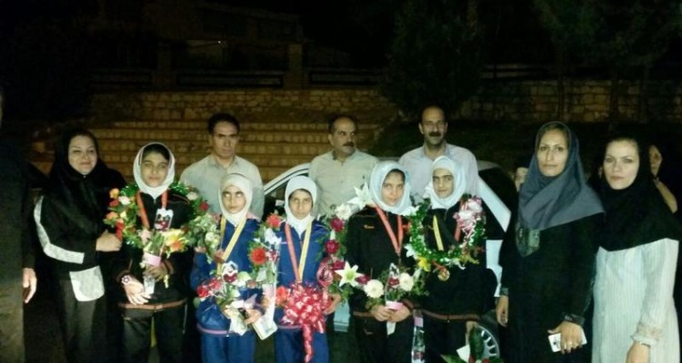 آیین استقبال از اعضای صحنه ای تیم بومی محلی انجام شد