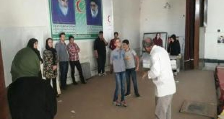 دومین جلسه تمرین هنرمندان بسیجی اسلام آباد غرب برای بازسازی مراسم واقعه غدیرخم 