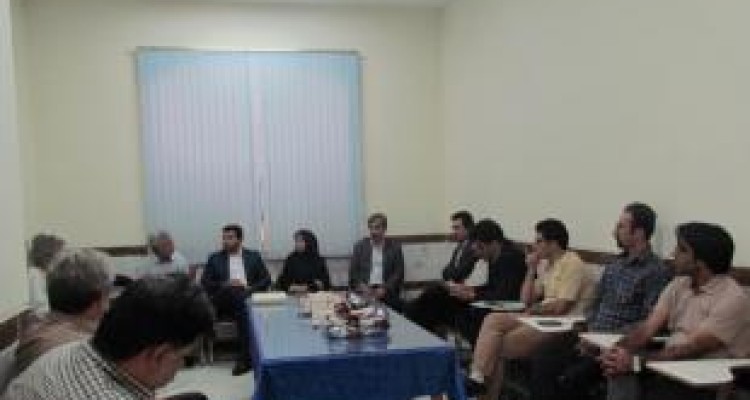 مسائل و مشکلات هنرمندان شهرستان سنقروکلیایی مورد بررسی قرار گرفت 
