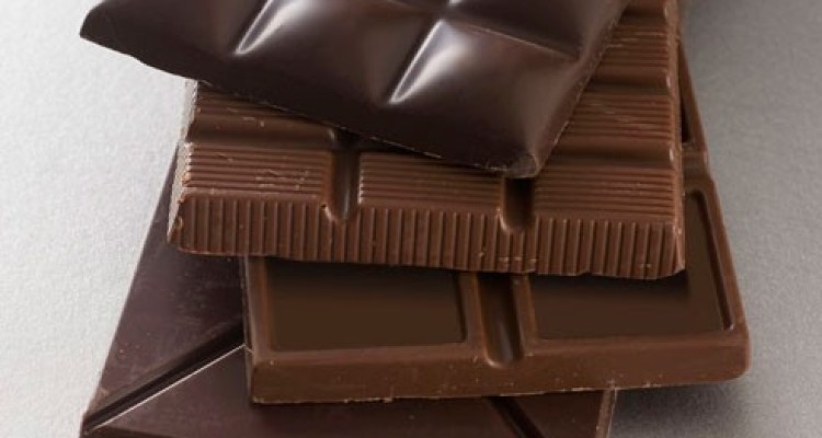 شکلات تلخ با روغن زیتون بخورید تا قلب سالم داشته باشید