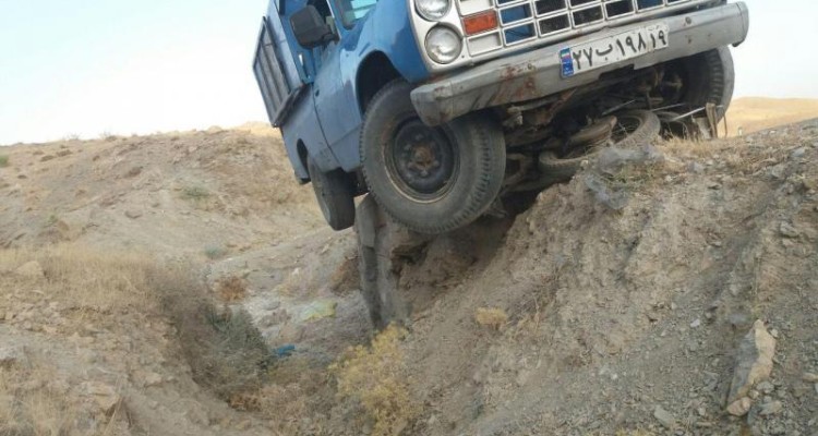 برخورد  وانت نیسان با یک دستگاه موتورسیکلت یک کشته برجای گذاشت + تصویر