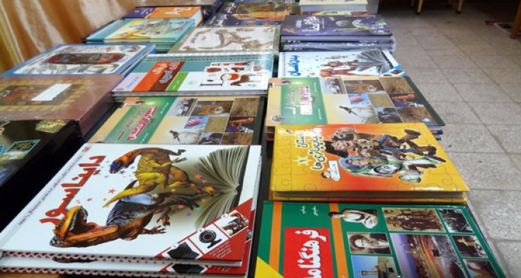 نمایشگاه کتاب صحنه تا دهم مهر ماه دایر می باشد