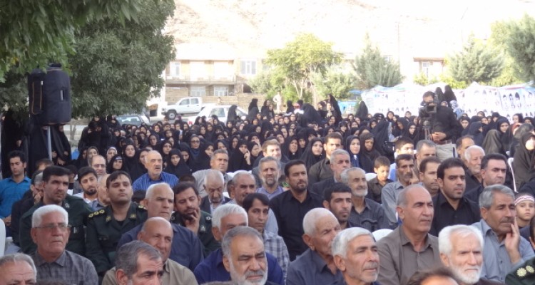 مراسم یادواره آبرو محله شهید صادق میرزایی در شهر صحنه برگزار شد