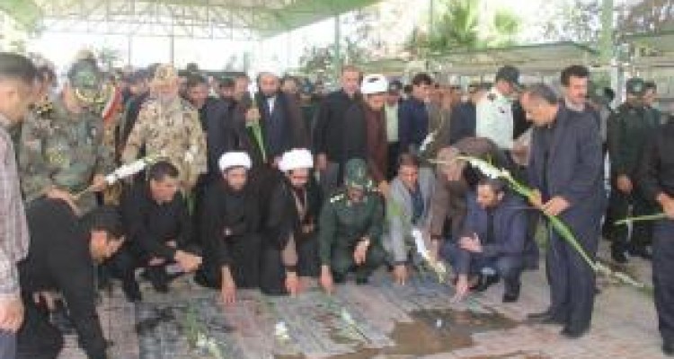  میهمانی لاله ها در گلزار شهدای شهرستان سرپلذهاب 