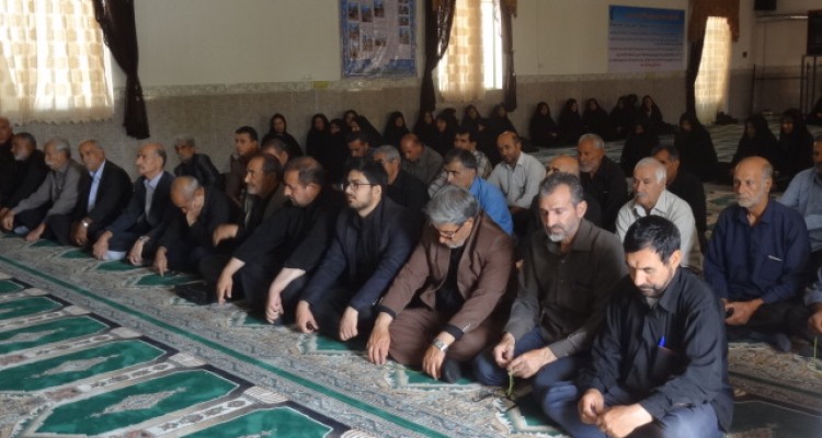 اجتماع بزرگ پیشکسوتان و جهادگران صحنه ای به مناسبت حصر آبادان برگزار شد + تصویر
