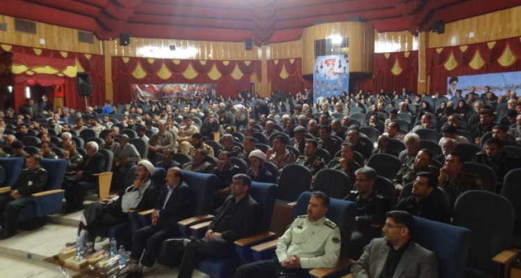 مراسم یادواره شهید خلبان کرم رضا مکری در صحنه برگزار شد