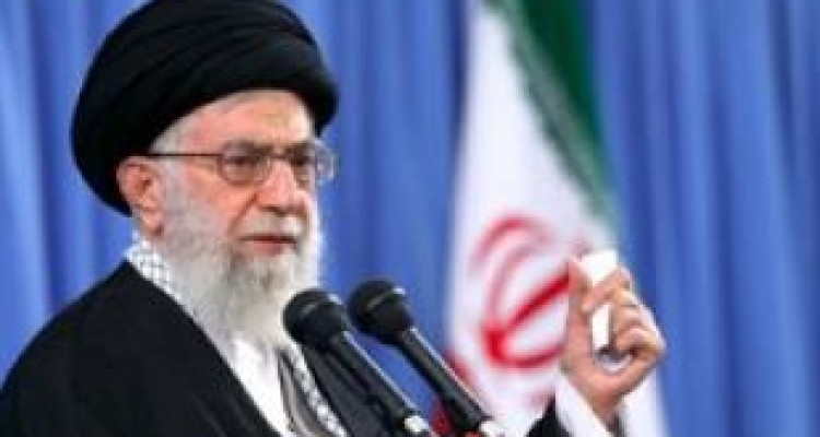 رهبر معظم انقلاب درگذشت حاج داود احمدی‌نژاد را تسلیت گفت