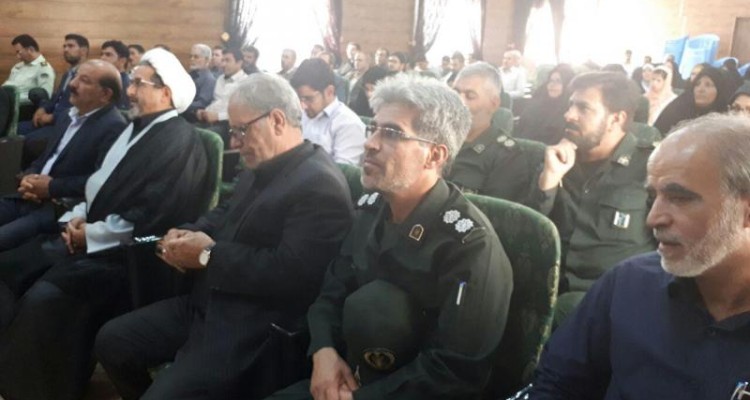 نشست بصیرتی با موضوع امر به معروف و نهی از منکر در شهرستان صحنه برگزار شد