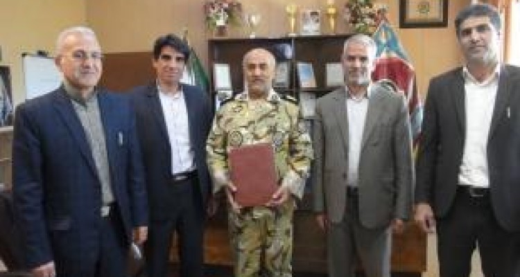 تقدیر مدیر آموزش و پرورش شهرستان اسلام آباد از فرمانده تیپ 181 زرهی 
