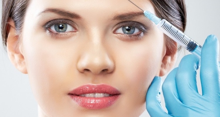 عوارض انجام بوتاکس توسط افراد غیرحرفه‌ای