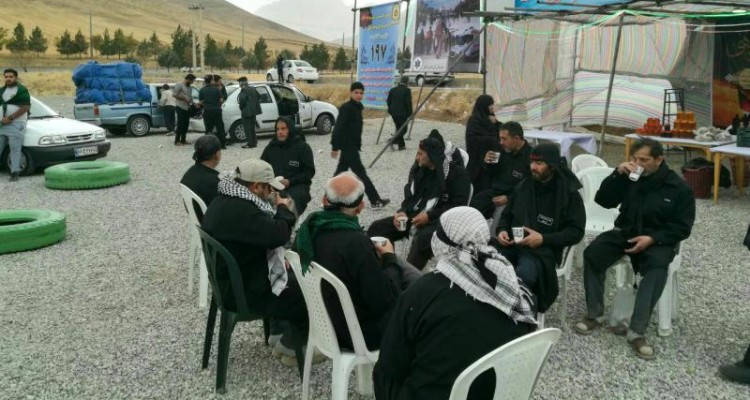 پذیرایی موکب های شهرستان صحنه از زائرین اربعین حسینی