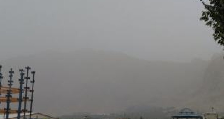 گرد و غبار در آسمان کرمانشاه تا شنبه ادامه دارد 