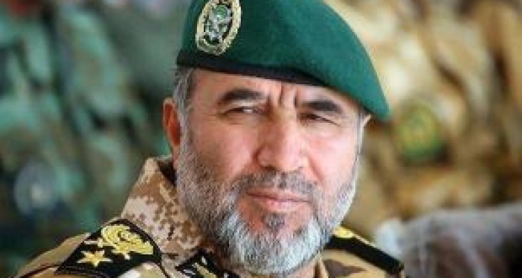  ارتش و سپاه در کنار هم به کمک زلزله زدگان غرب شتافته‌اند 