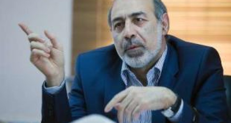  معاون استاندار کرمانشاه خبر ۱۰۰ کشته در مسکن مهر را تکذیب کرد 