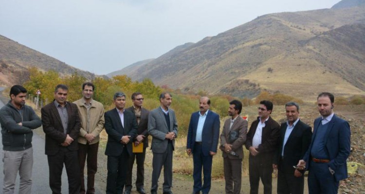 مدیر کل میراث فرهنگی و گردشگری کرمانشاه از مناطق توریستی و تاریخی صحنه بازدید کرد