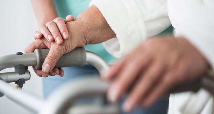 جراحی شکستگی لگن سالمندان را نباید به تاخیر انداخت