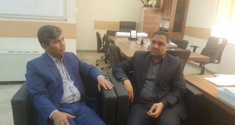 بخشدار مرکزی صحنه بامدیرکل دفتر امور روستایی و شوراهای کرمانشاه دیدار کرد