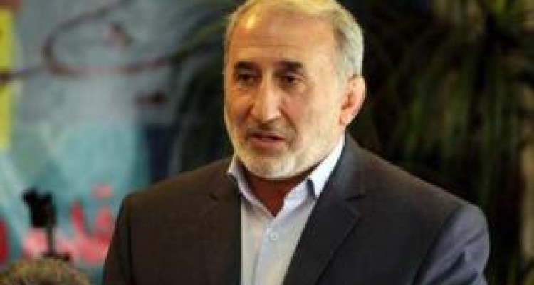 40 کانکس و بیش از 4 هزار تخته چادر و پتو از سوی جامعه ورزش میان زلزله زدگان توزیع شده است 
