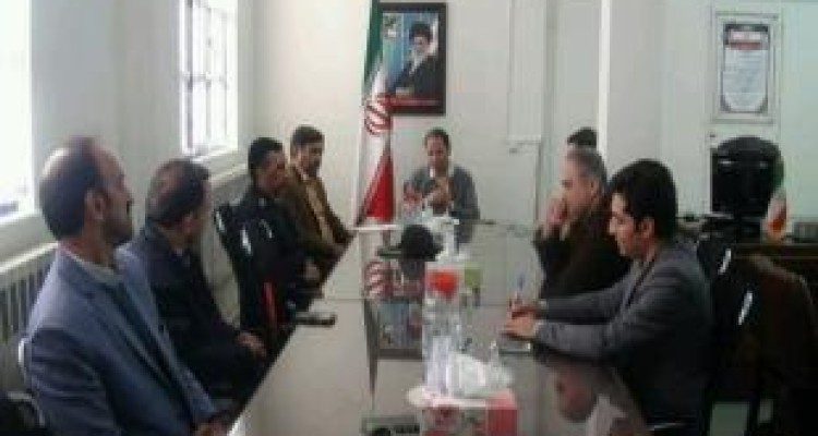 ساخت‌ و سازهای غیرمجاز در حریم راه‌های هرسین قلع و قمع می‌شود 