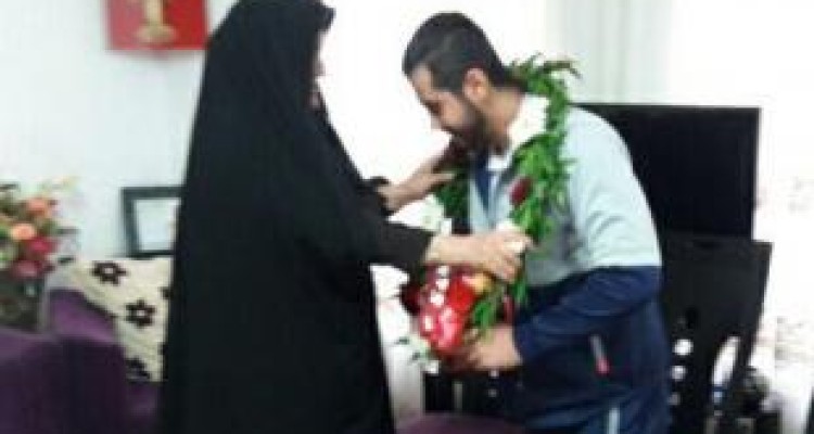 تجلیل از از قهرمان وزنه برداری مسابقات آسیایی امارات در اسلام آبادغرب+تصاویر 