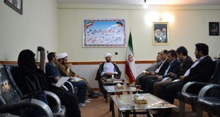 نشست ستاد همکاری حوزه های علمیه و آموزش و پرورش شهرستان صحنه برگزار شد
