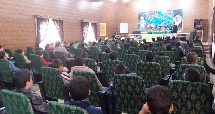 همایش فرهنگی نماز الفبای زندگی در شهرستان صحنه برگزار شد