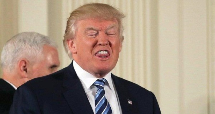 ترامپ آزمایش سنجش سلامت می‌دهد 
