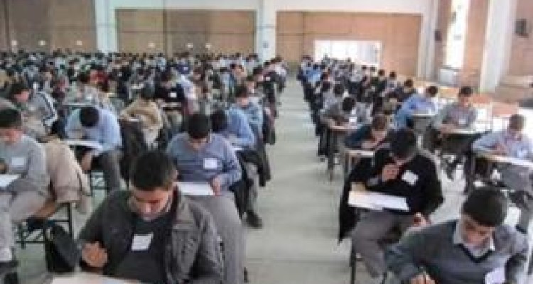 مدارس استان کرمانشاه برای دانش‌آموزانی که امتحان دارند باز است 