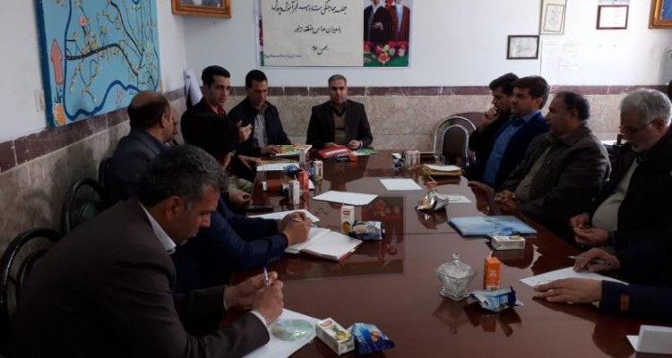 جلسه هماهنگی ستاد دهه فجراداره آموزش وپرورش منطقه دینور برگزار شد