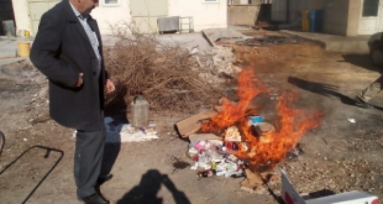 کشف و معدوم سازی مقادیری دارو و کالای قاچاق در اسلام ابادغرب 